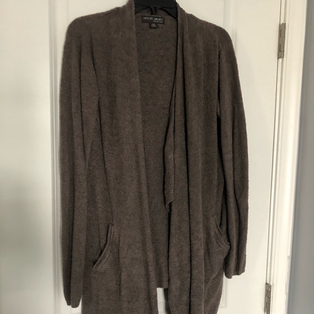 Barefoot dreams sweater wrap with pockets